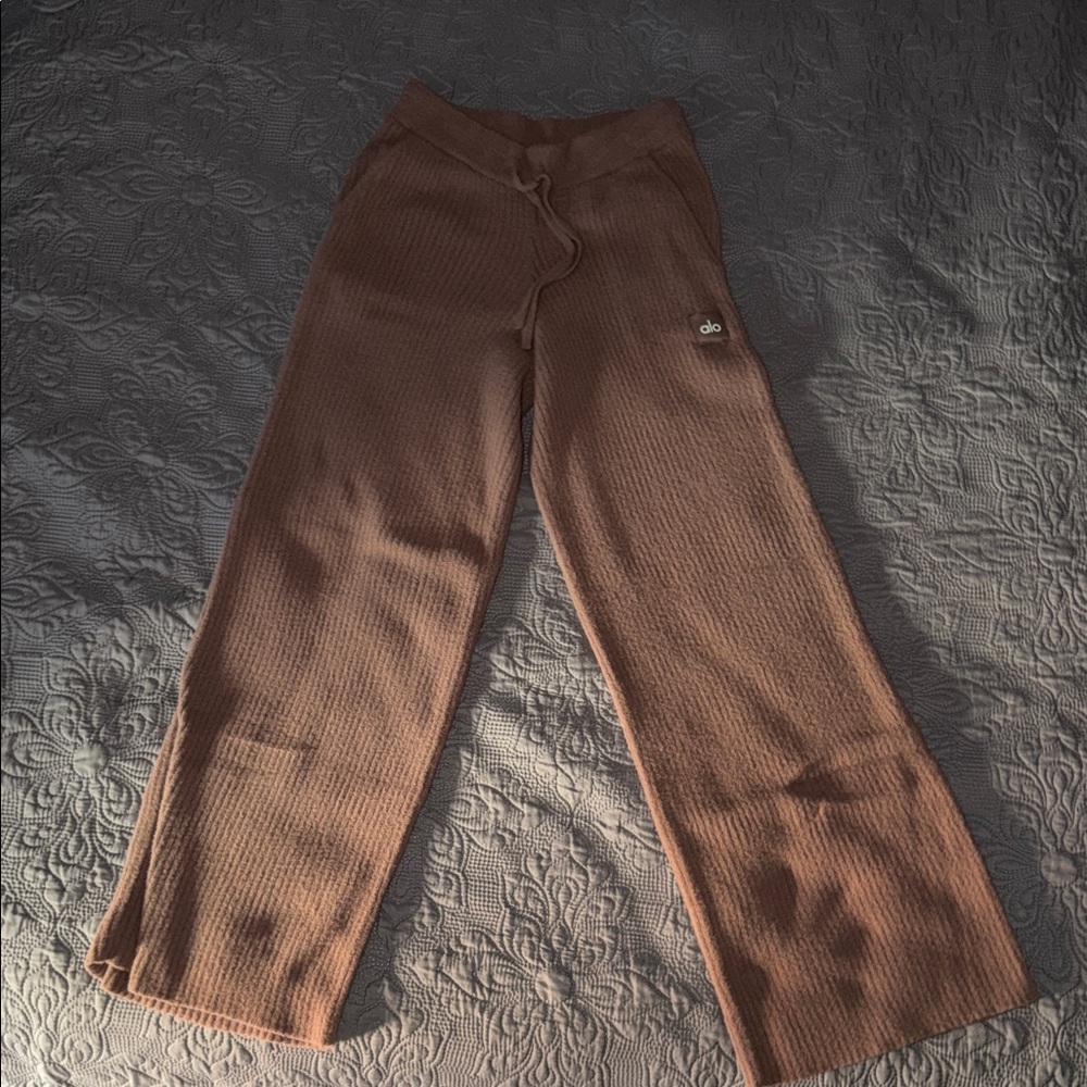 ALO Yoga Casual Brown Knit Bottoms